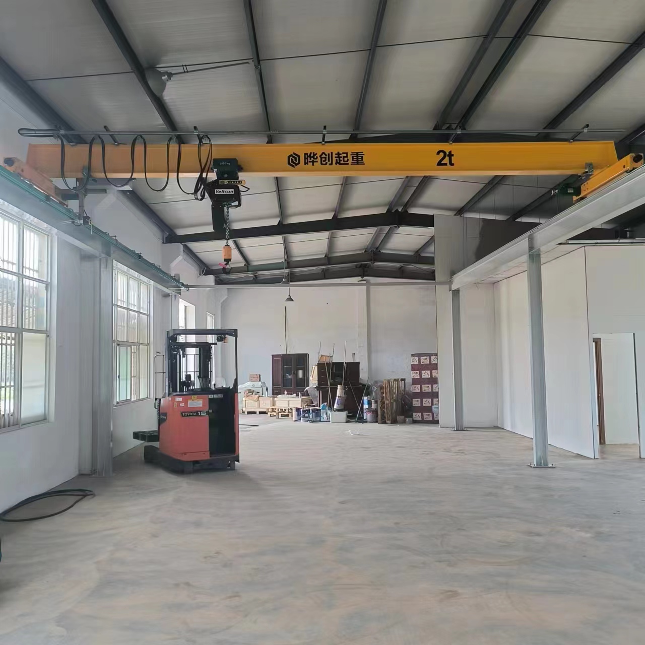 2t歐式電動單梁（liáng）起重機（jī）