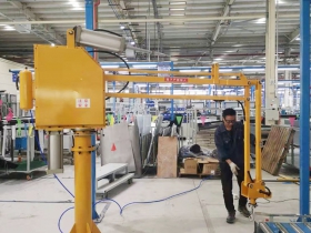 氣動助力機（jī）械手-壓縮機